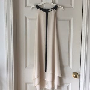 Sleeveless dress